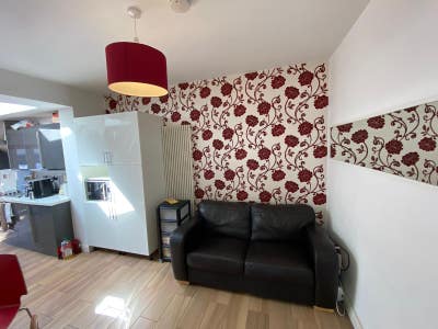One Double Bed with Ensuite Available Main Photo