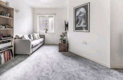 Entire One-Bed Apartment in Heart of Kensington  Main Photo