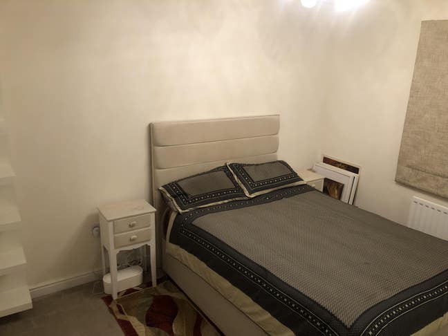 Double Room (en suite) in new build home Main Photo