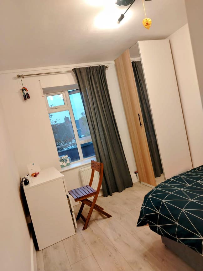 Double bed/flat share near Eltham railway station  Main Photo