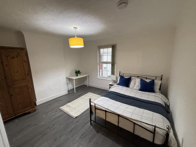 Don't miss this!! Several rooms to choose from!!! Main Photo