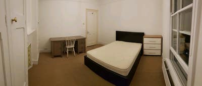 Double Room available in Woolwich Main Photo