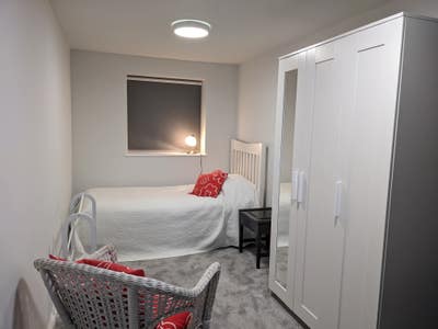  Large Double. Shower shared with only one other. Main Photo