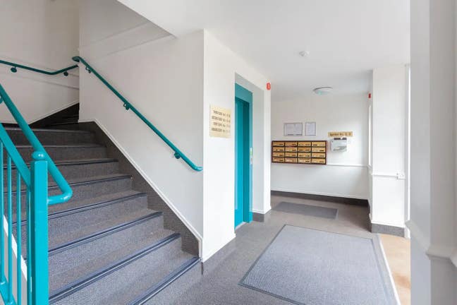 Two Bedroom Apartment Near Belfast City Center Main Photo