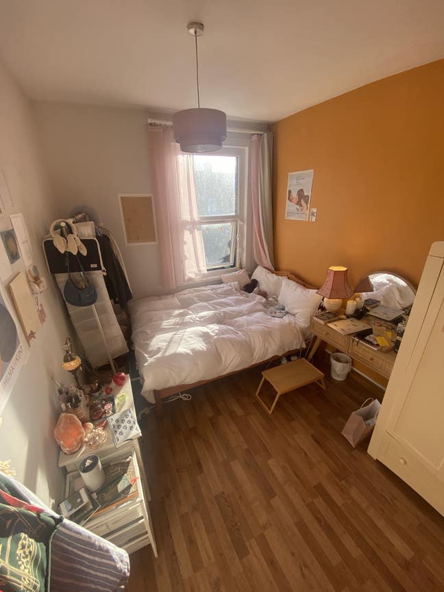 Student House share - 1 Double Room Available! Main Photo