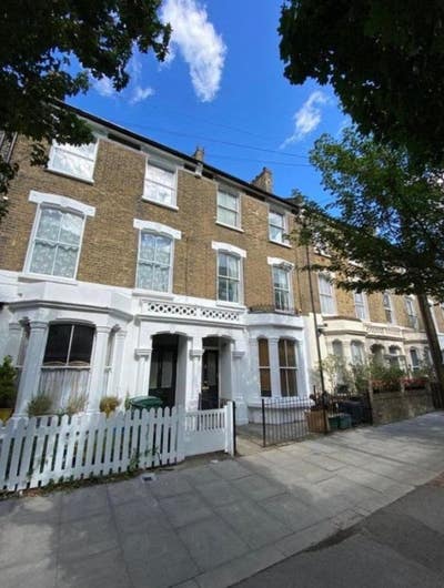  Room available in Highbury - Available 1st Sep Main Photo