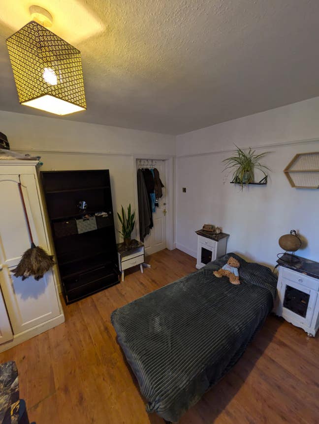  Double  room  close to East Finchley tube  Main Photo