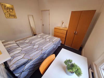 Cute single room in Harlesden Main Photo