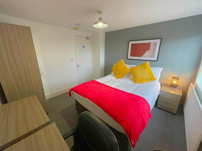 Furnished Double Room on Littlefield Lane, Grimsby Main Photo