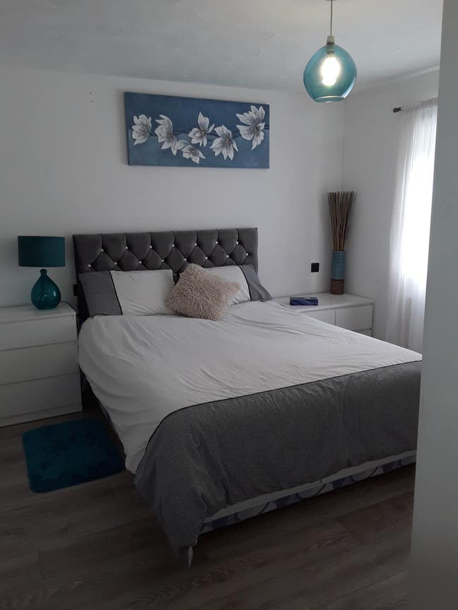 Large Double Ensuite Room  Main Photo