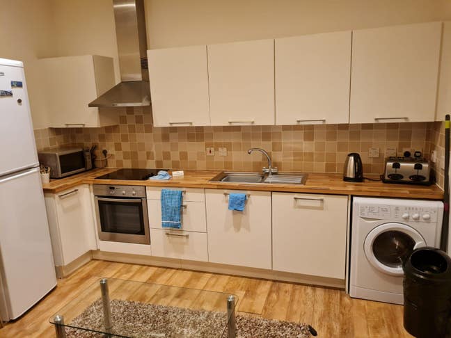 2 bedroom available  Main Photo