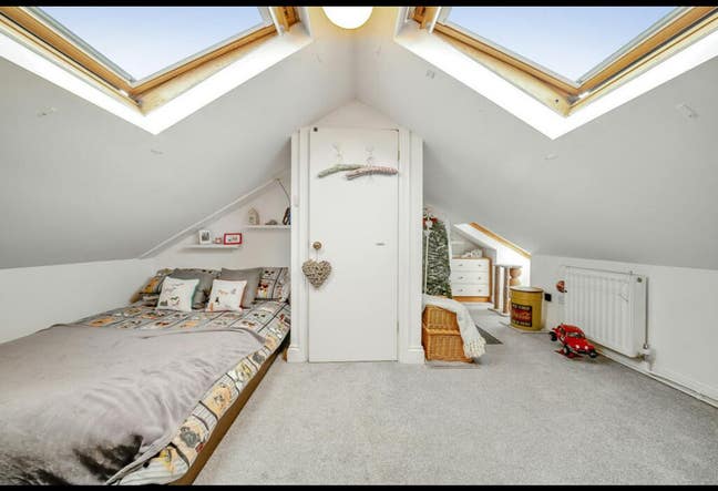 Double room available - 1st March  Main Photo