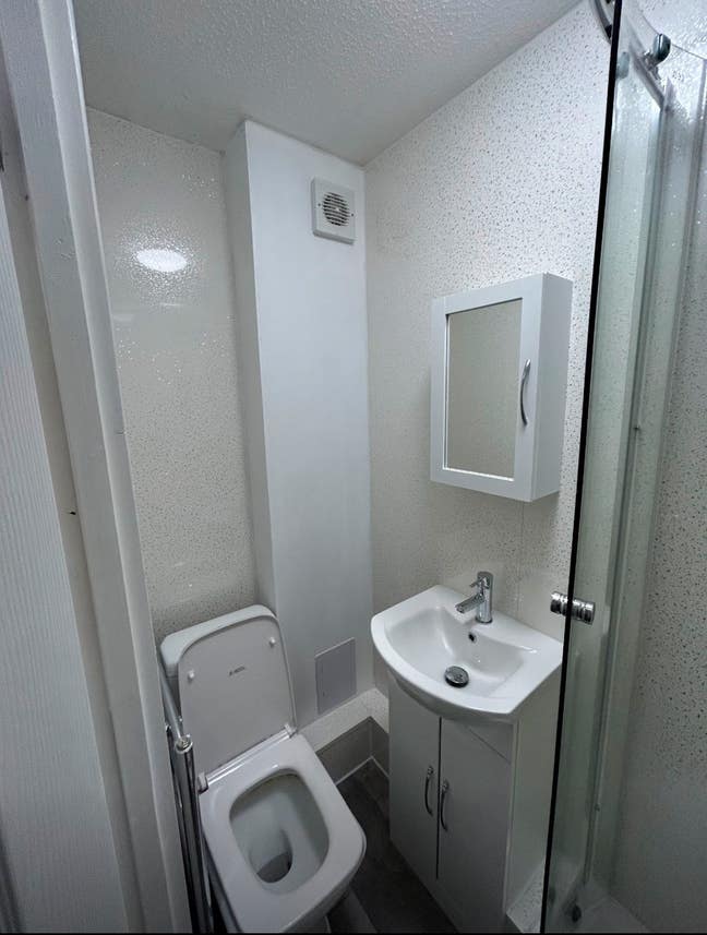 Lovely Nice Modern Studio Main Photo