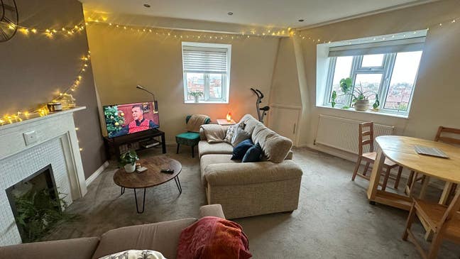 Good size double in friendly flat share Main Photo