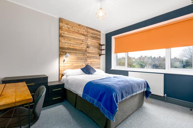 Ensuite Rooms Available 🏡 Stanley Close Main Photo