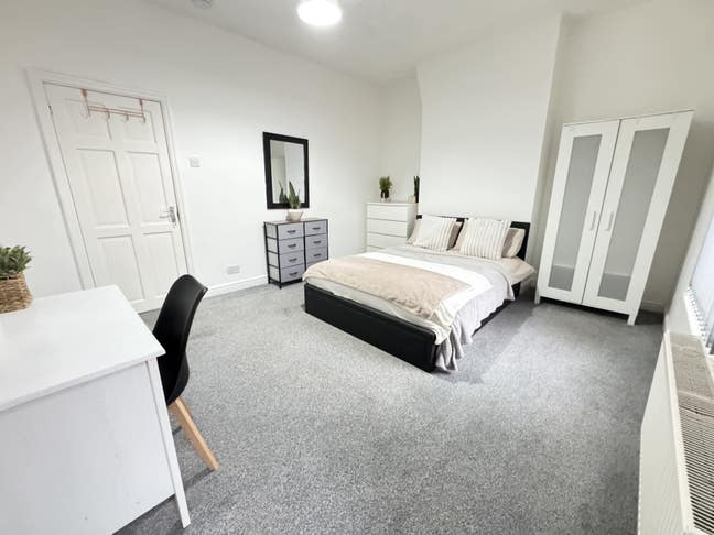 📍15 mins to City 🙋‍♀️Female House ⚡️Bills Inc  Main Photo