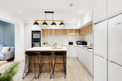 Newly renovated house share - 3 rooms available  Main Photo