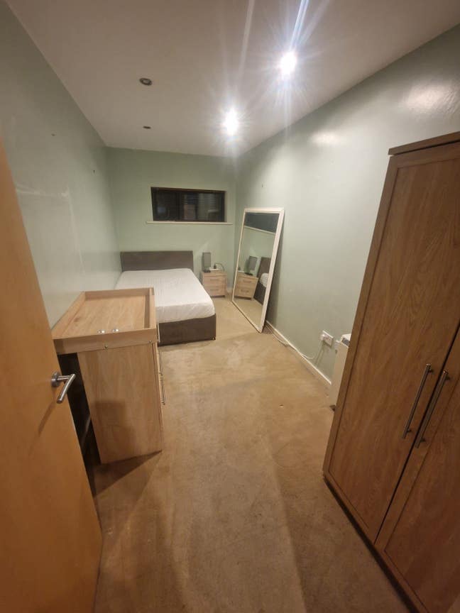 Double room all bills(including council tax) Main Photo