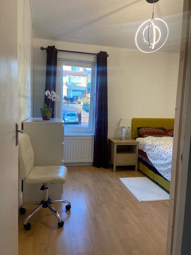 Double room in a quiet house Main Photo