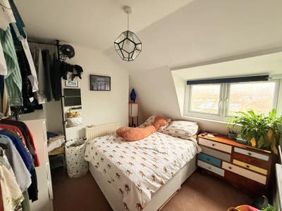 Great room in Oval  - available from 1st of sep Main Photo