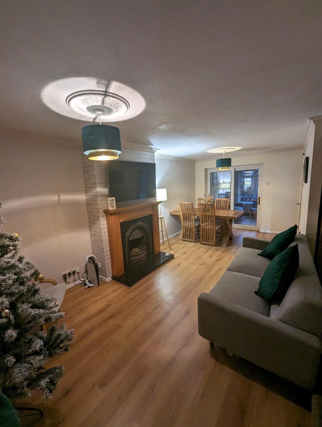 Double Bed Room close to city centre!  Main Photo