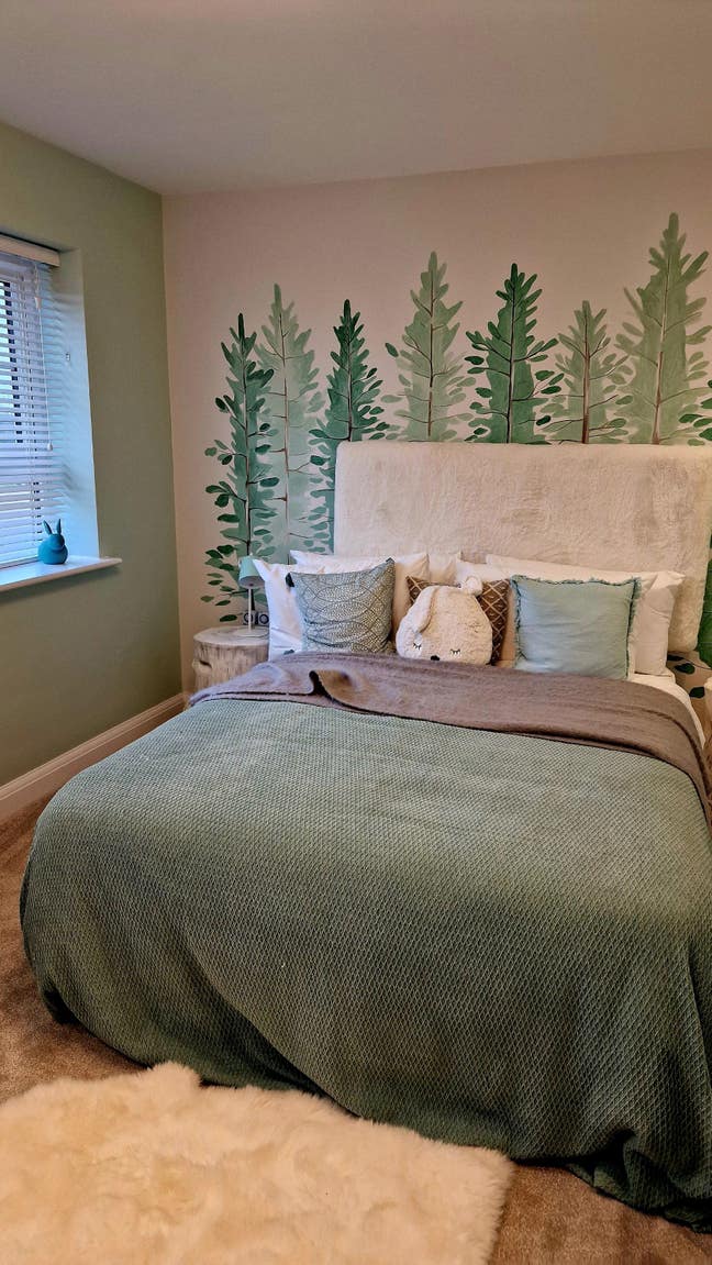 Double Room to Let Main Photo