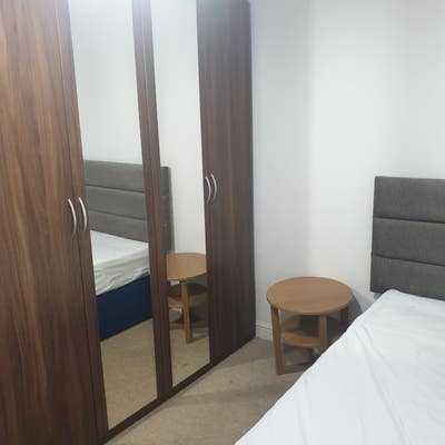 Double Room in A Clean & Modern House Main Photo