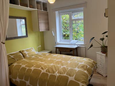 Two  Double Bed Sitting Rooms Main Photo