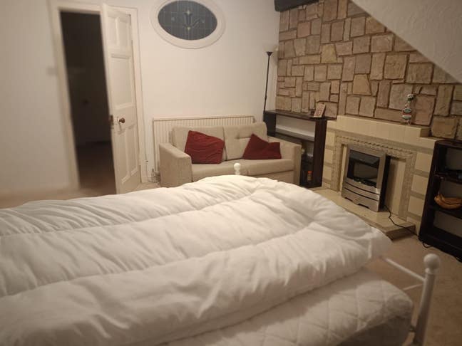 Inviting Room in Character Property Main Photo