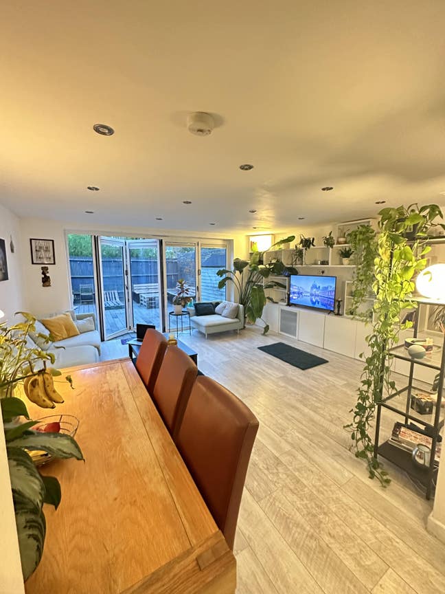 Large single room in South East London Main Photo