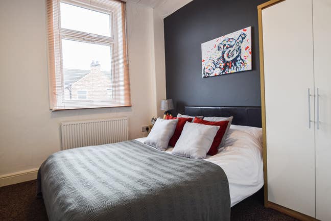 Modern Double Room, Friendly Shares, Fibre Bb Main Photo