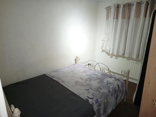 A Double Bed Room to Let at Ertth Main Photo