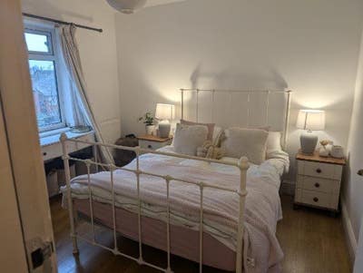Double en-suite room for rent Main Photo