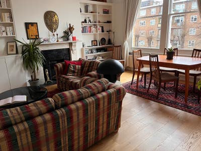 Victorian apartment in Finsbury Park Main Photo