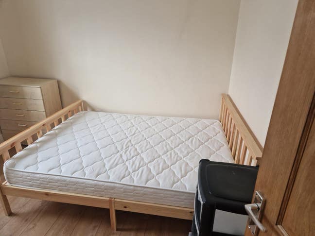 Double Bedroom Rent Walthamstow London Prime Area Main Photo