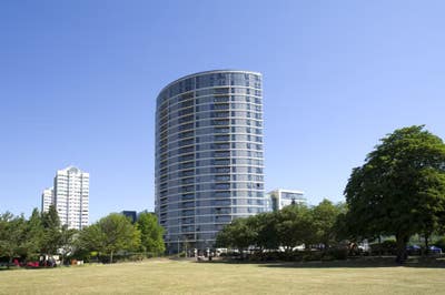 Large double bedroom available, 2 bed/2 bath flat Main Photo