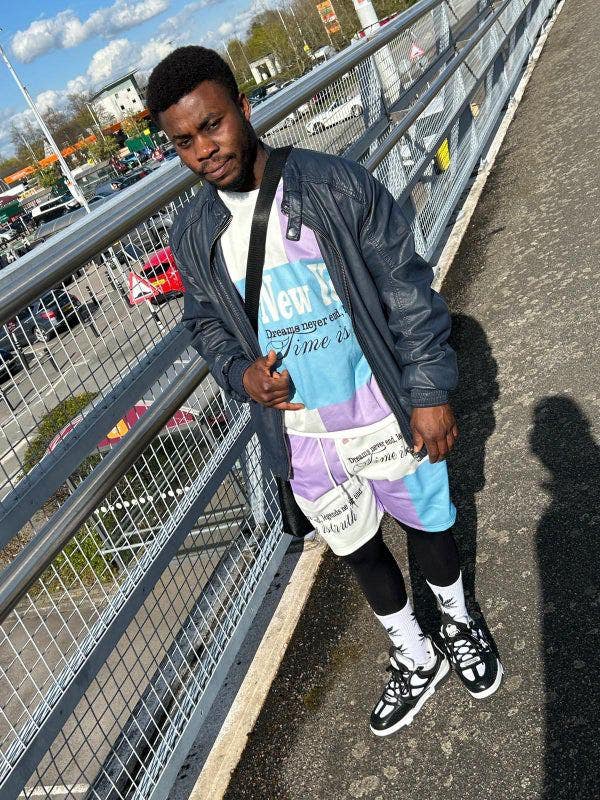 23 year old Male seeks a single or double room Main Photo