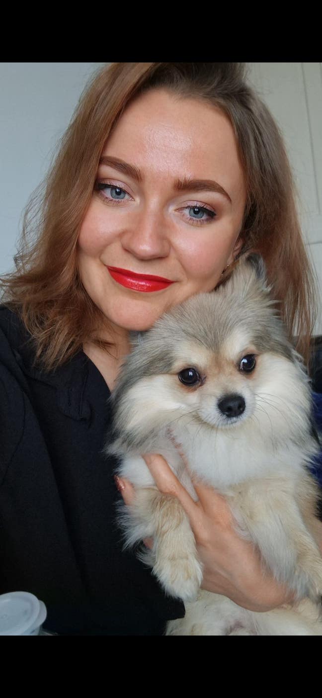 28 year old working female with small dog Main Photo