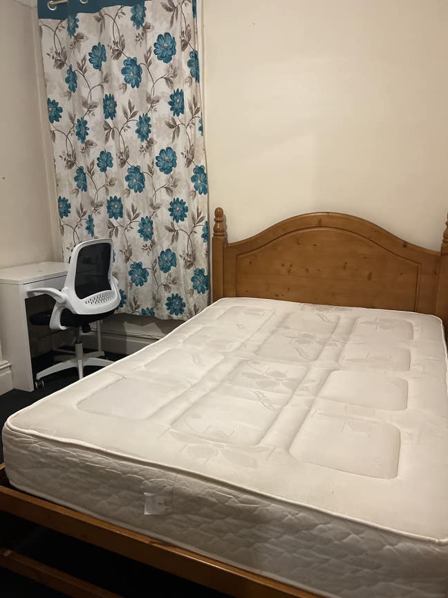 Large Double Rooms near Turnpike Lane station Main Photo