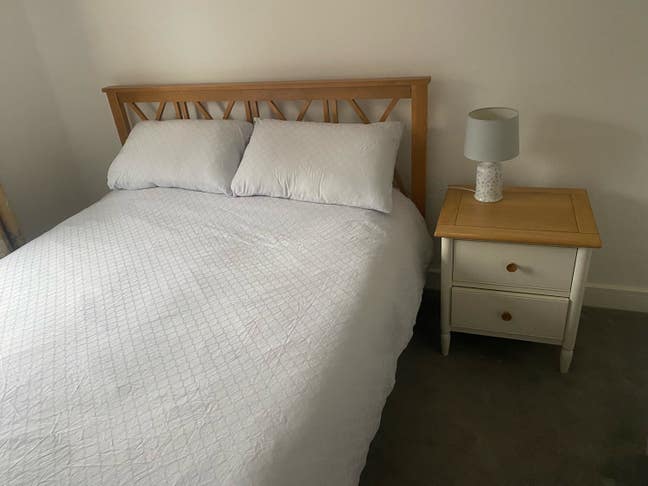 King sized room in Harwell Village Main Photo