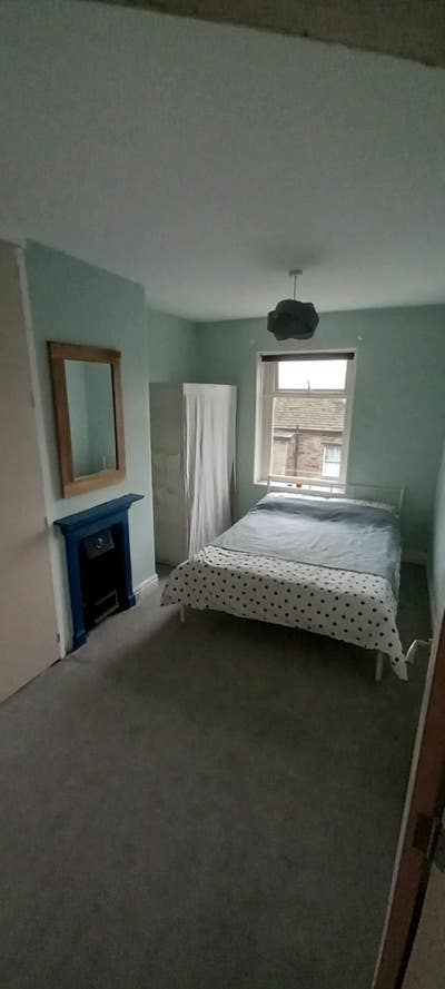 Double room in Colne Valley, 5mi from Hudds Main Photo
