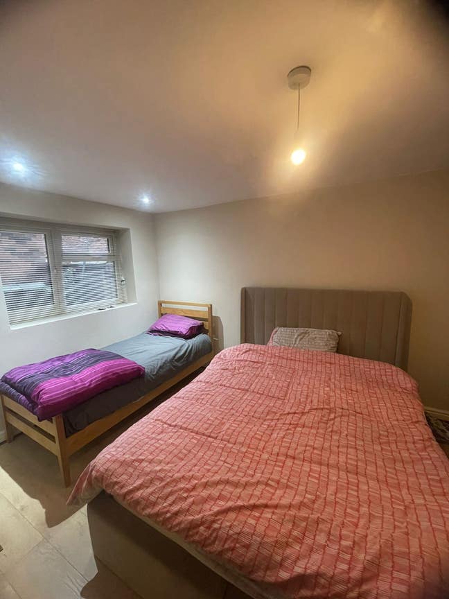 Modern Stylish Flat / Aprtmnt for Professional  Main Photo
