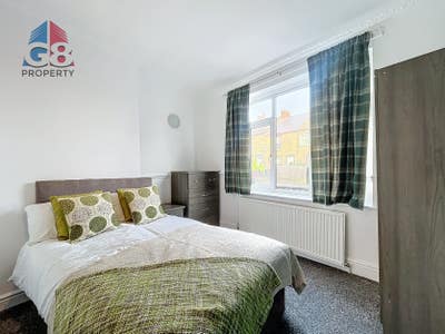 Affordable Comfort! Double Rooms in Barnsley Main Photo