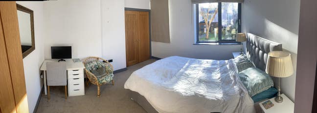 Light and spacious double room in modern flat Main Photo