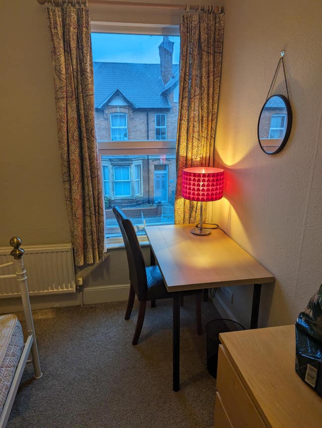 Single Room in Friendly Town Centre House Main Photo