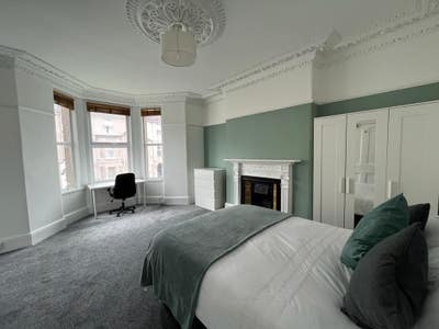 Double room available Main Photo