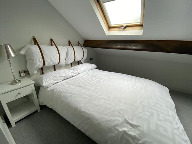 Top Floor Ensuite Room - Close To Derby Hospital! Main Photo