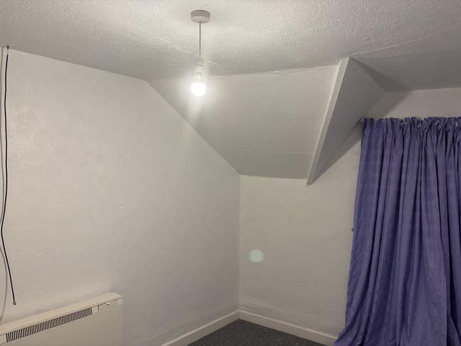 A cozy double room in a smart home. Main Photo