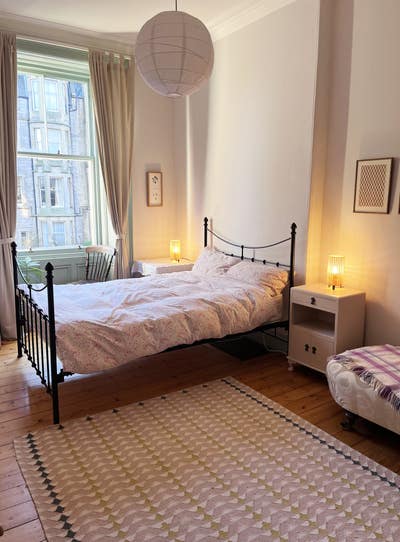 Sunny Double Room in Beautiful flat in Marchmont Main Photo