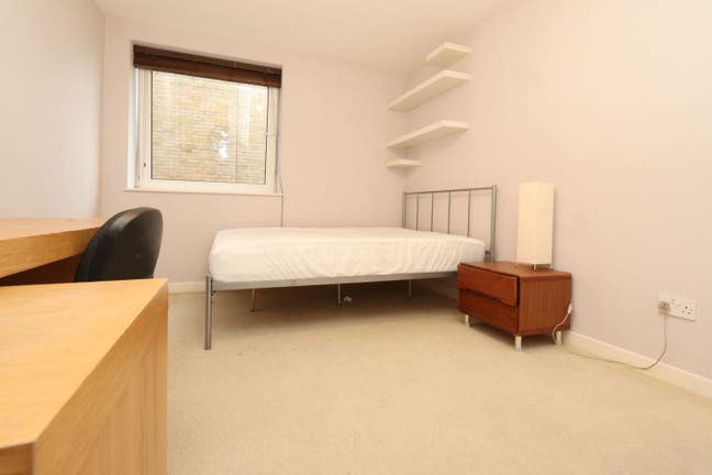 Limehouse Flat Share – Move In Today, No Hassle Main Photo